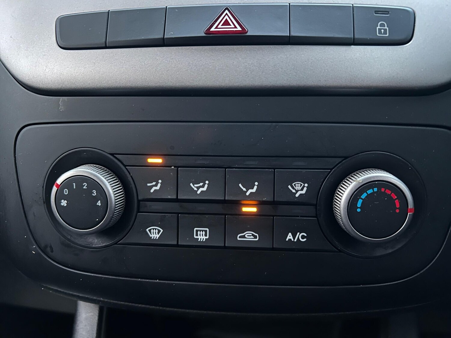 Used Kia Venga 2015 for sale - 77455943: Photo 41