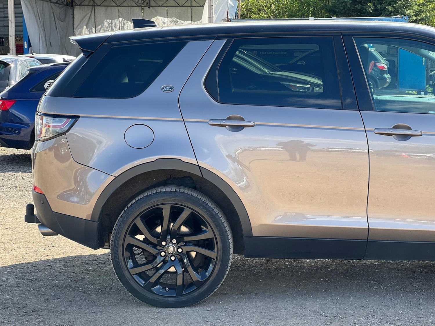 Used Land Rover Discovery Sport 2017 for sale - 78220320: Photo 20