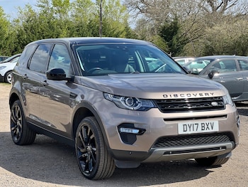 Used Land Rover Discovery Sport 2017 for sale - 78220320: Photo