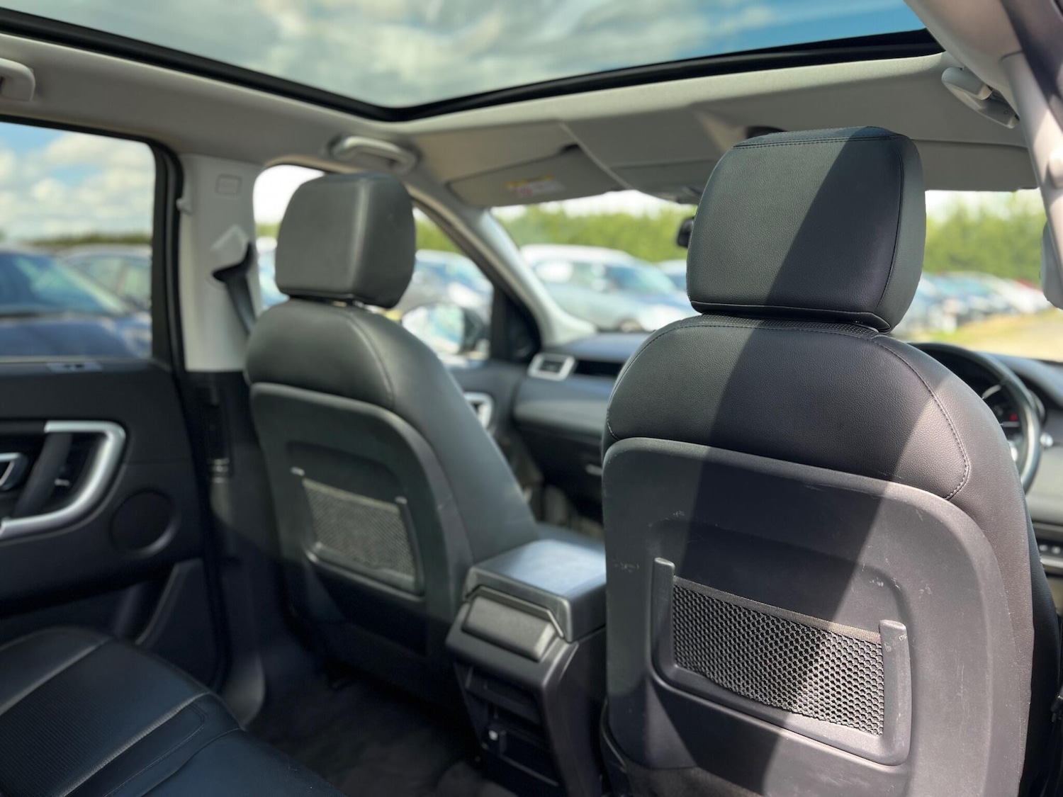 Used Land Rover Discovery Sport 2017 for sale - 78220320: Photo 40