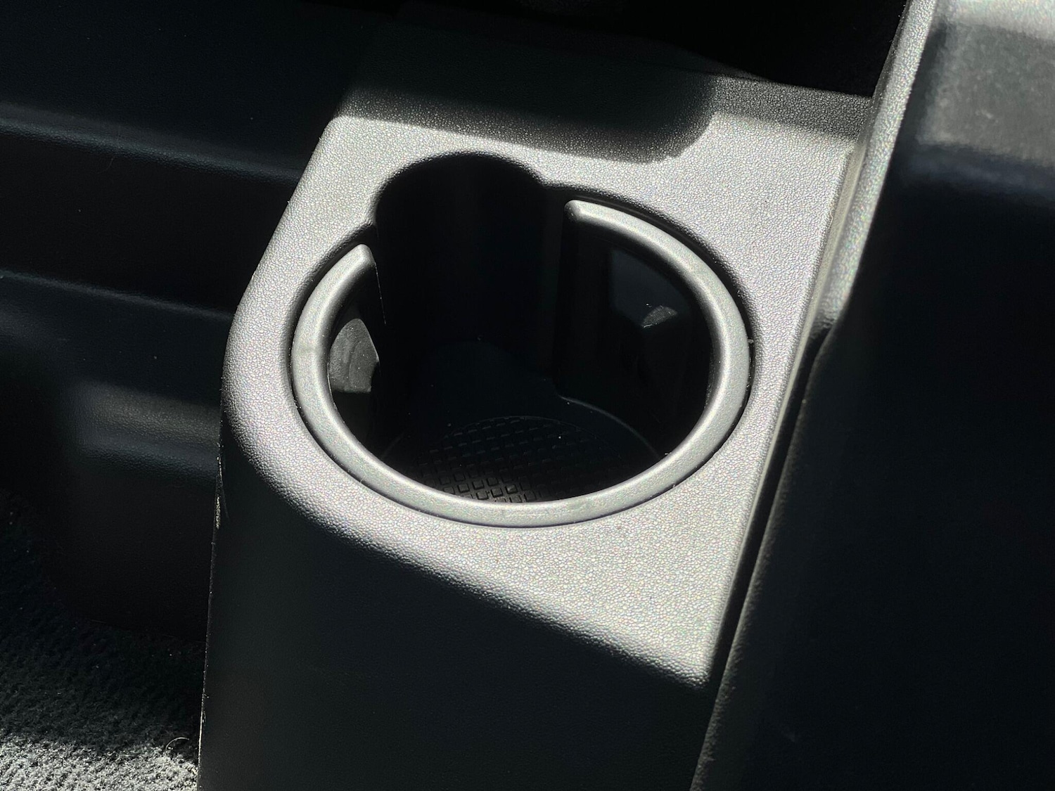 Used Land Rover Discovery Sport 2017 for sale - 78220320: Photo 48