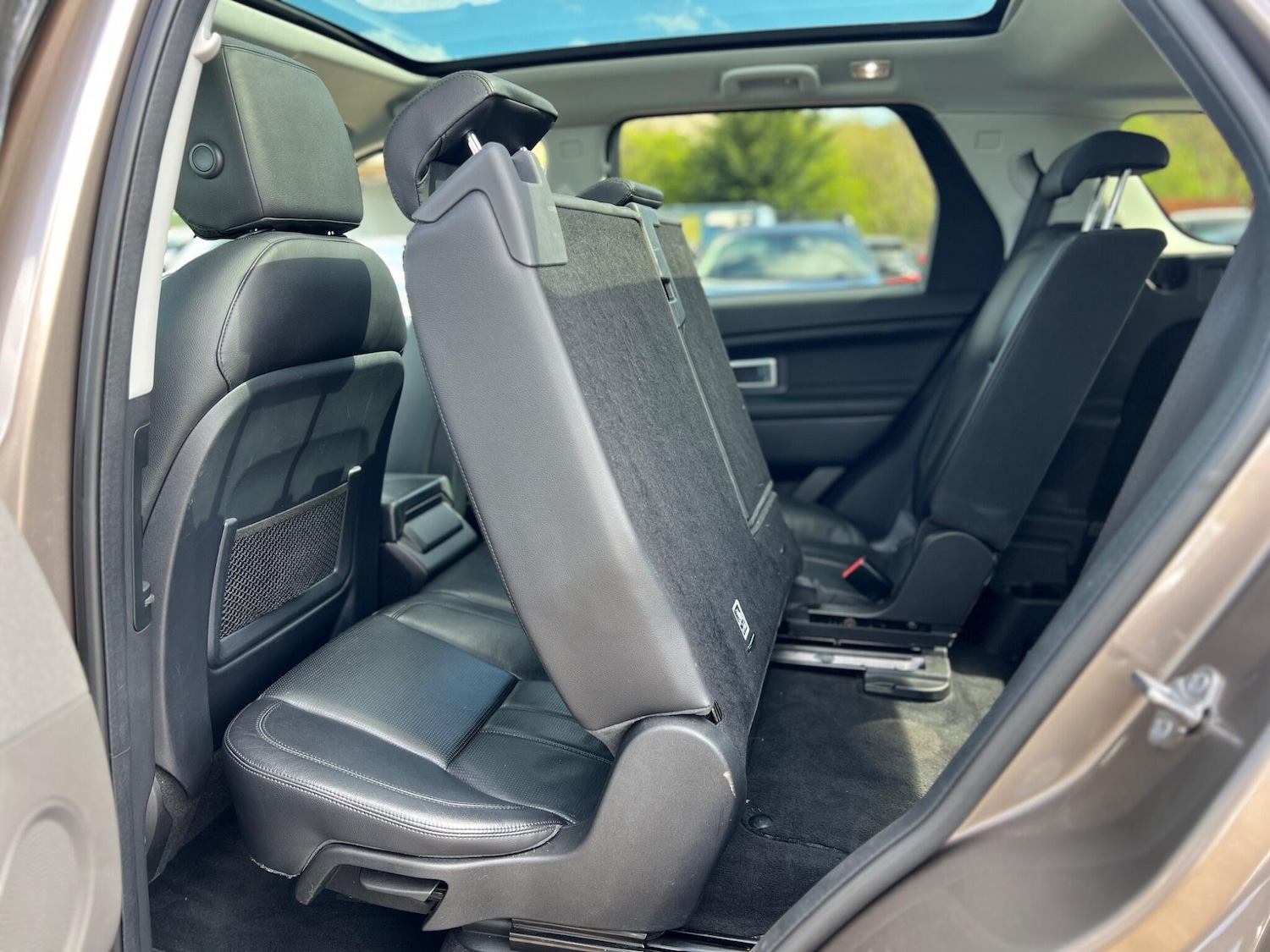 Used Land Rover Discovery Sport 2017 for sale - 78220320: Photo 49