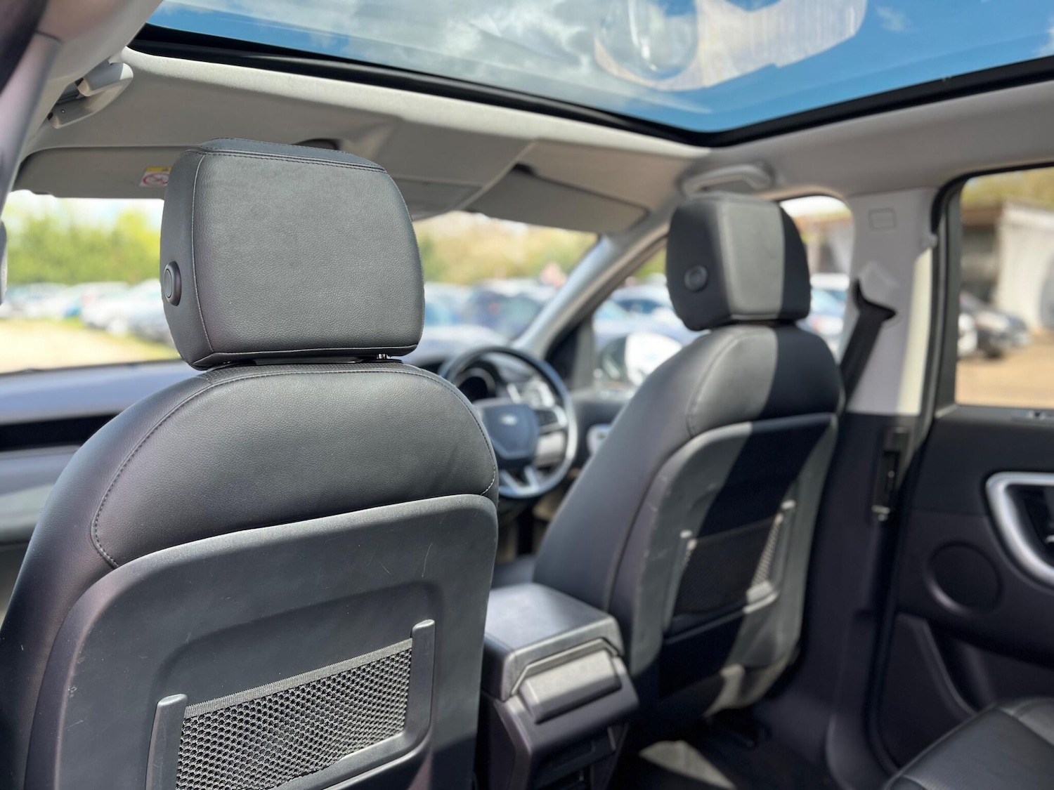 Used Land Rover Discovery Sport 2017 for sale - 78220320: Photo 51