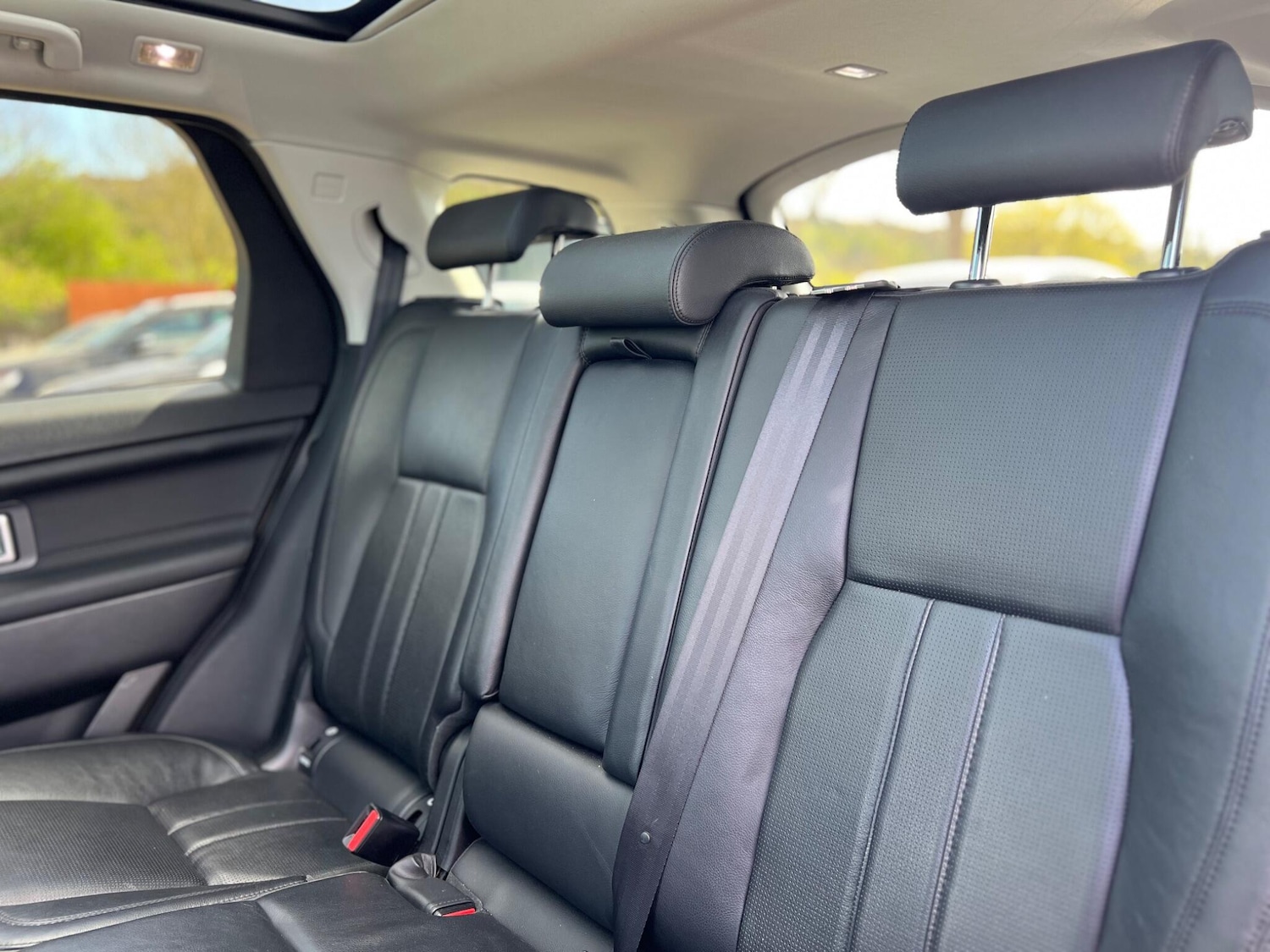 Used Land Rover Discovery Sport 2017 for sale - 78220320: Photo 52