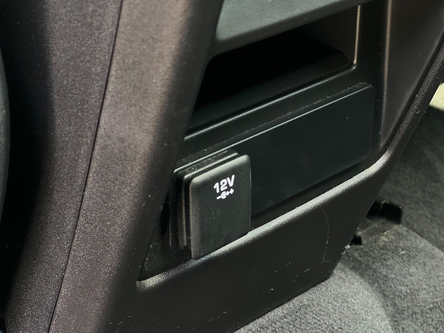 Used Land Rover Discovery Sport 2017 for sale - 78220320: Photo 54