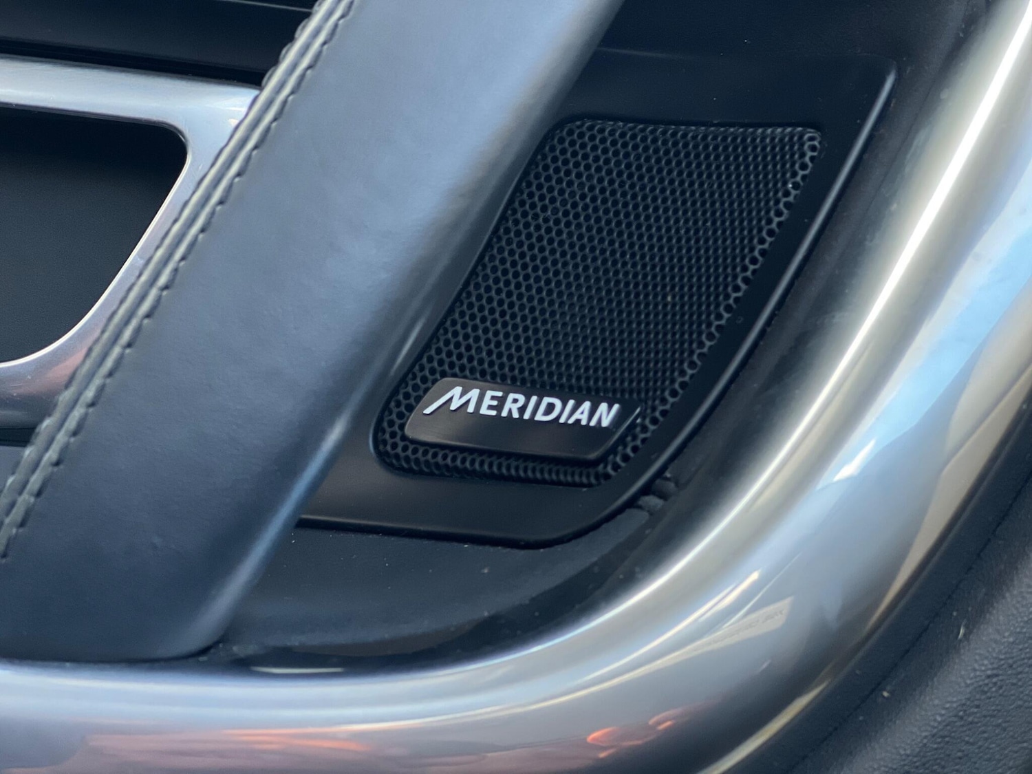 Used Land Rover Discovery Sport 2017 for sale - 78220320: Photo 66