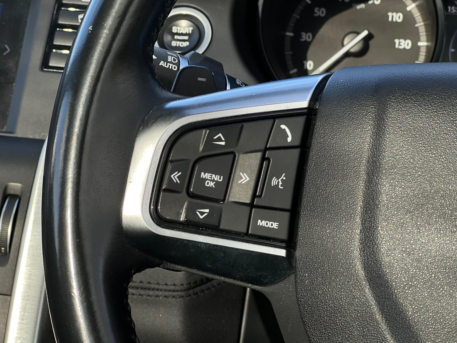 Used Land Rover Discovery Sport 2017 for sale - 78220320: Photo 67