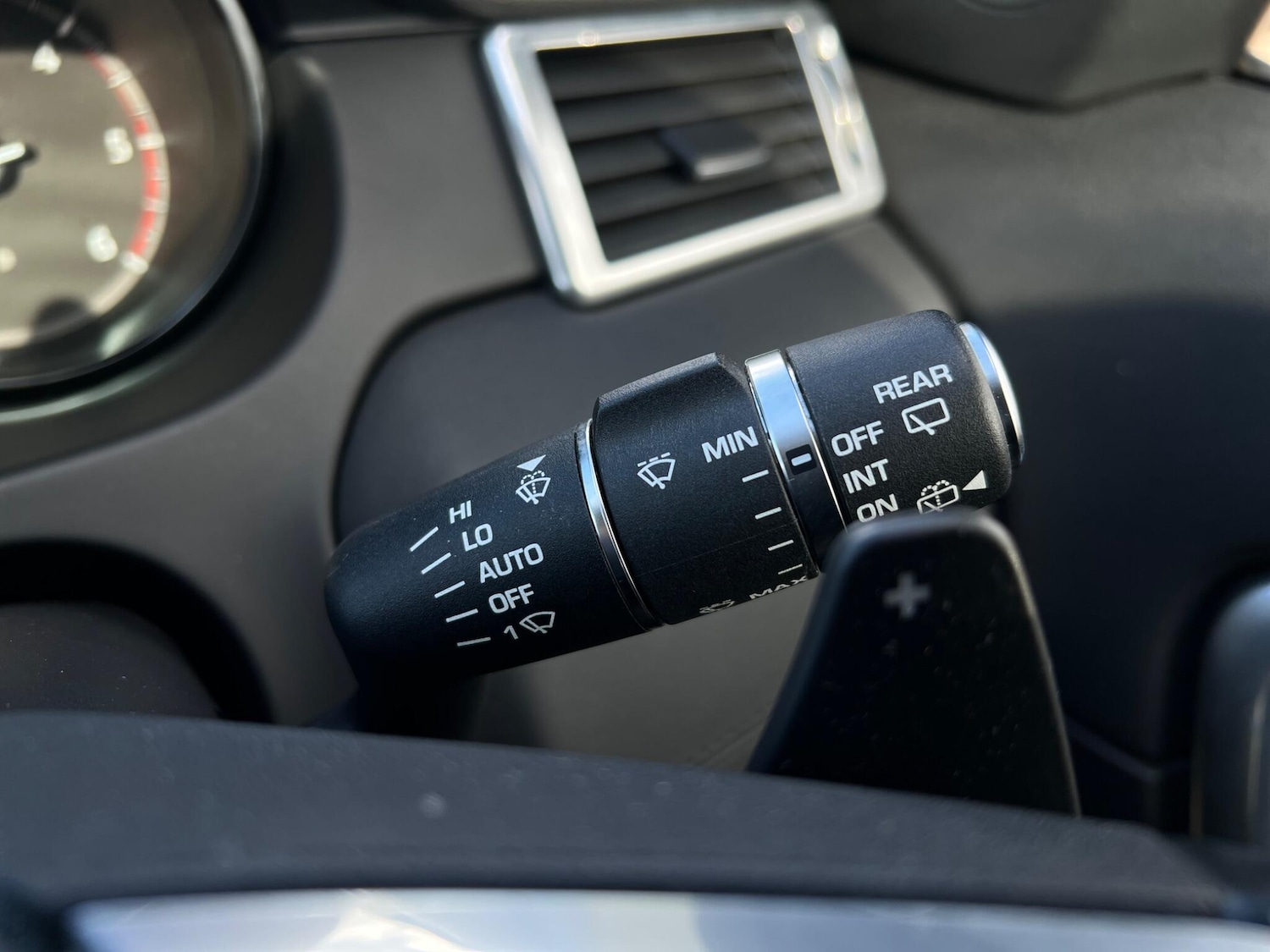 Used Land Rover Discovery Sport 2017 for sale - 78220320: Photo 70