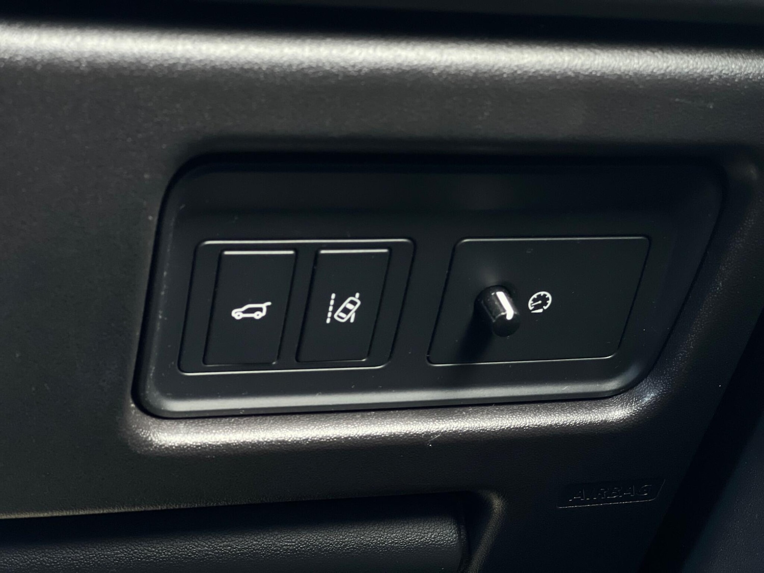 Used Land Rover Discovery Sport 2017 for sale - 78220320: Photo 73