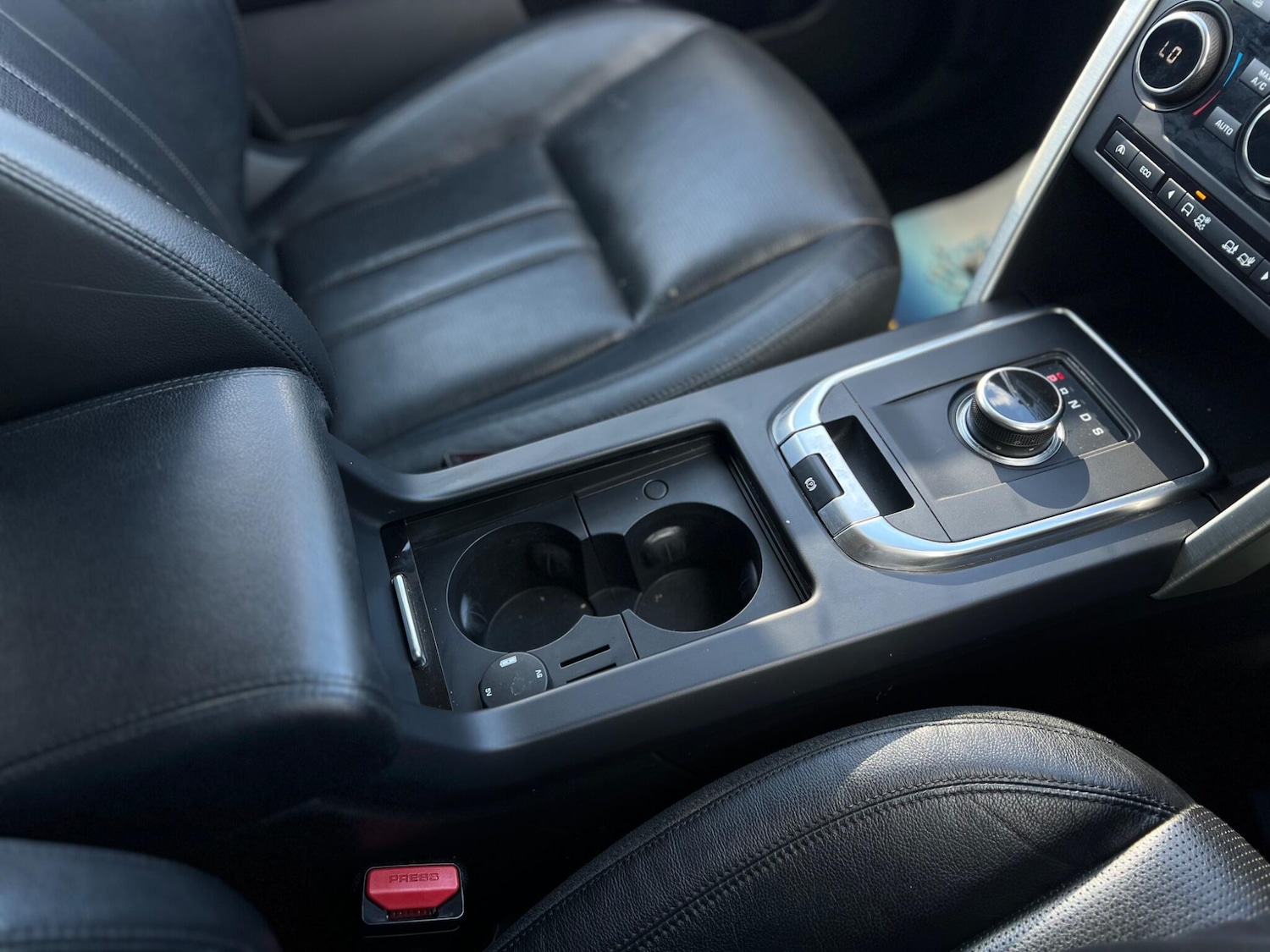 Used Land Rover Discovery Sport 2017 for sale - 78220320: Photo 76