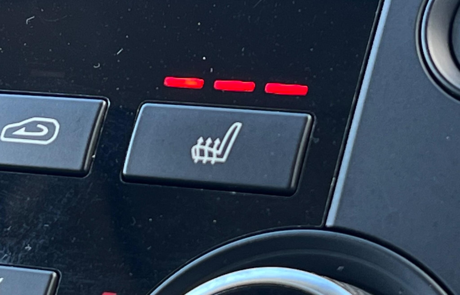 Used Land Rover Discovery Sport 2017 for sale - 78220320: Photo 79