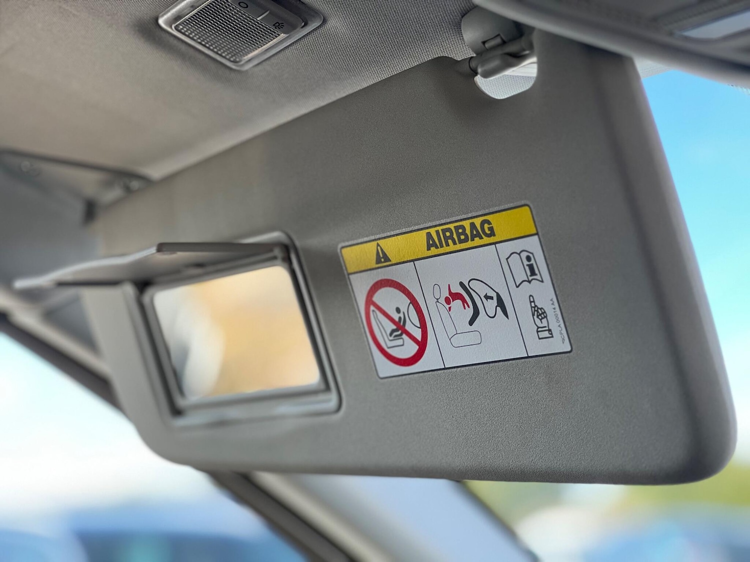 Used Land Rover Discovery Sport 2017 for sale - 78220320: Photo 87