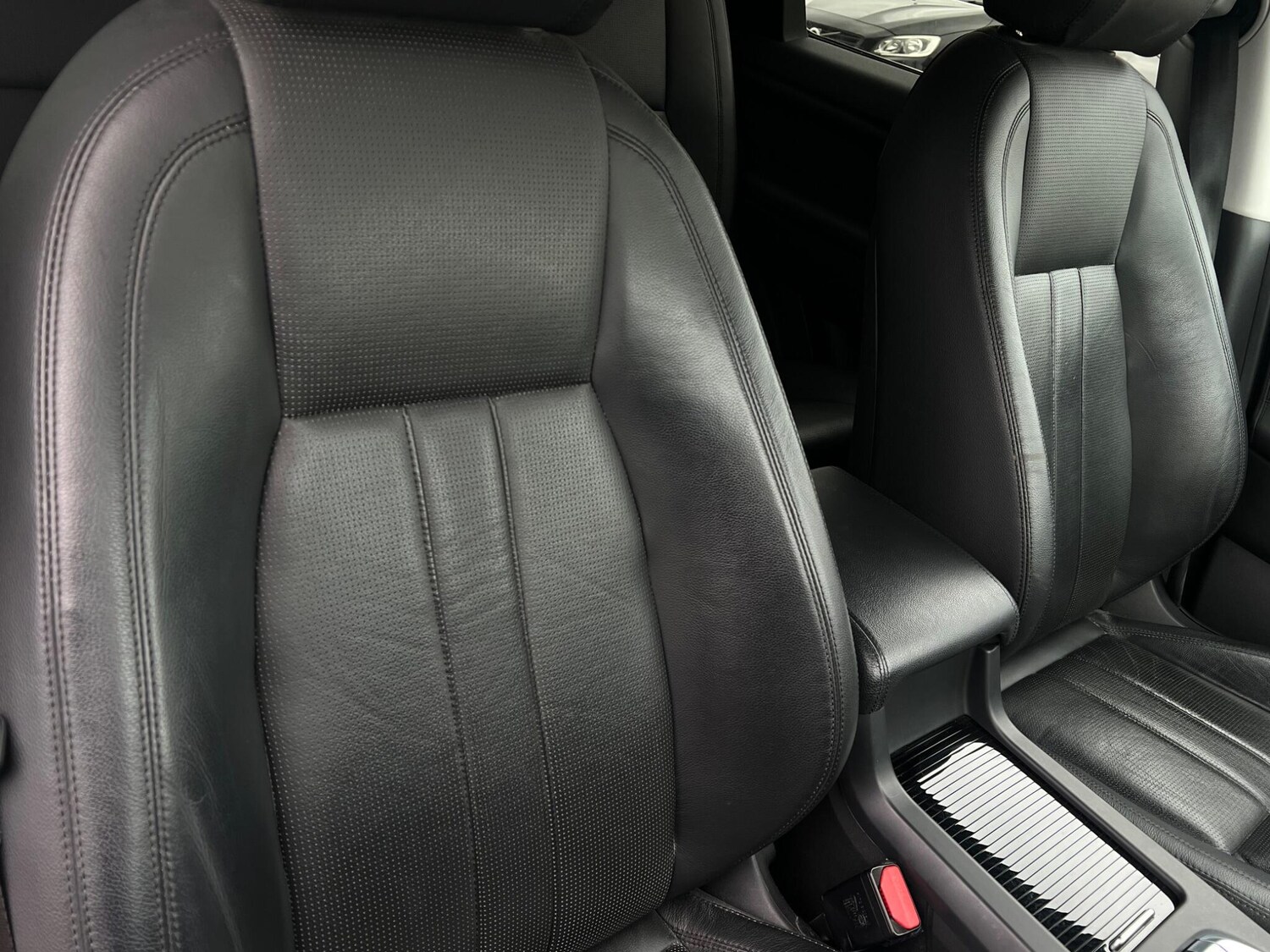 Used Land Rover Discovery Sport for sale - 77455219: Photo 31