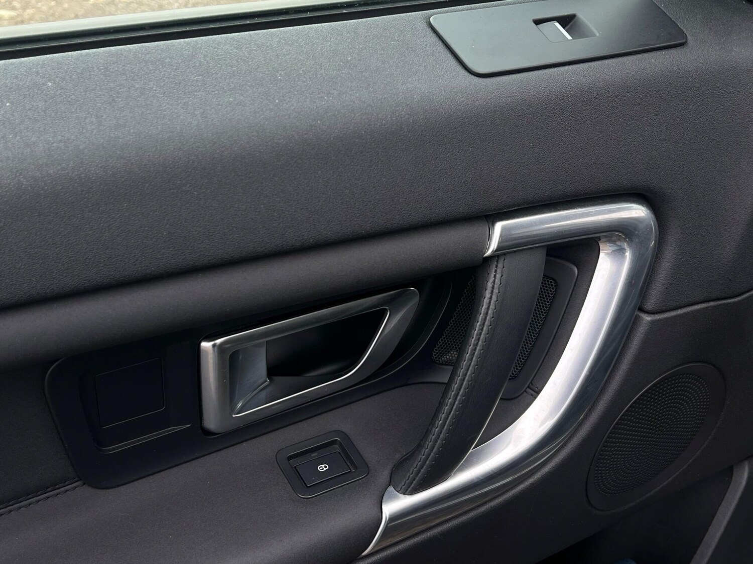 Used Land Rover Discovery Sport for sale - 77455219: Photo 55