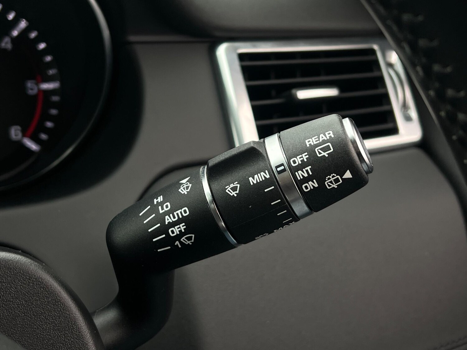 Used Land Rover Discovery Sport for sale - 77455219: Photo 70