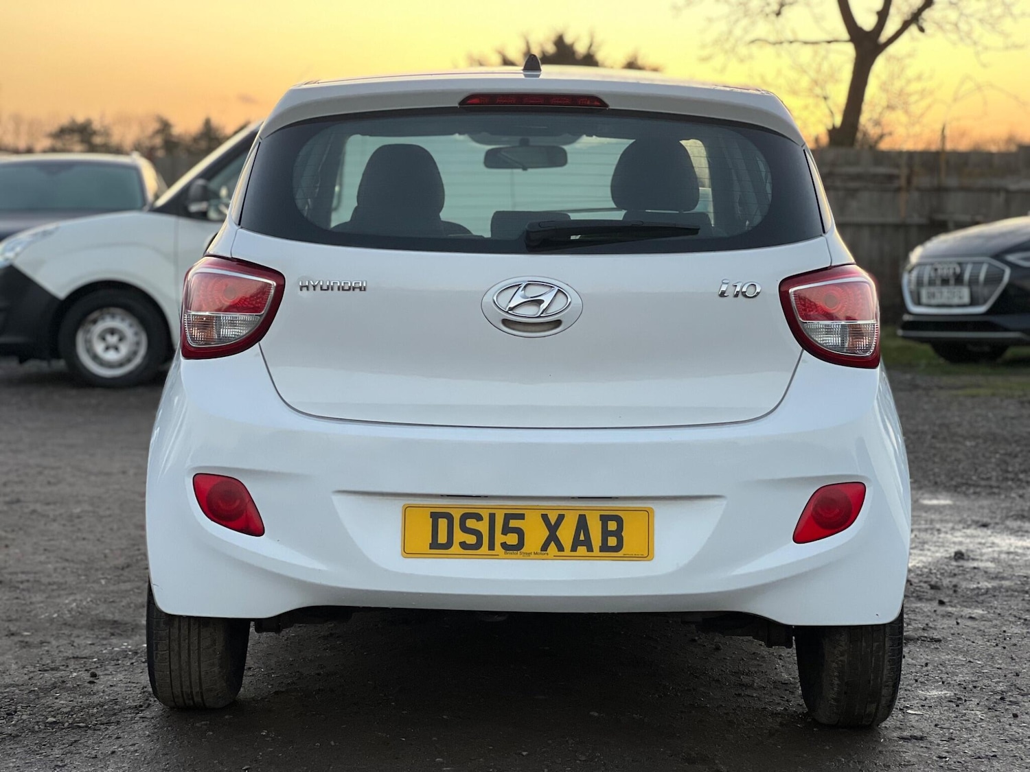 Used Hyundai i10 2015 for sale - 77454868: Photo 8