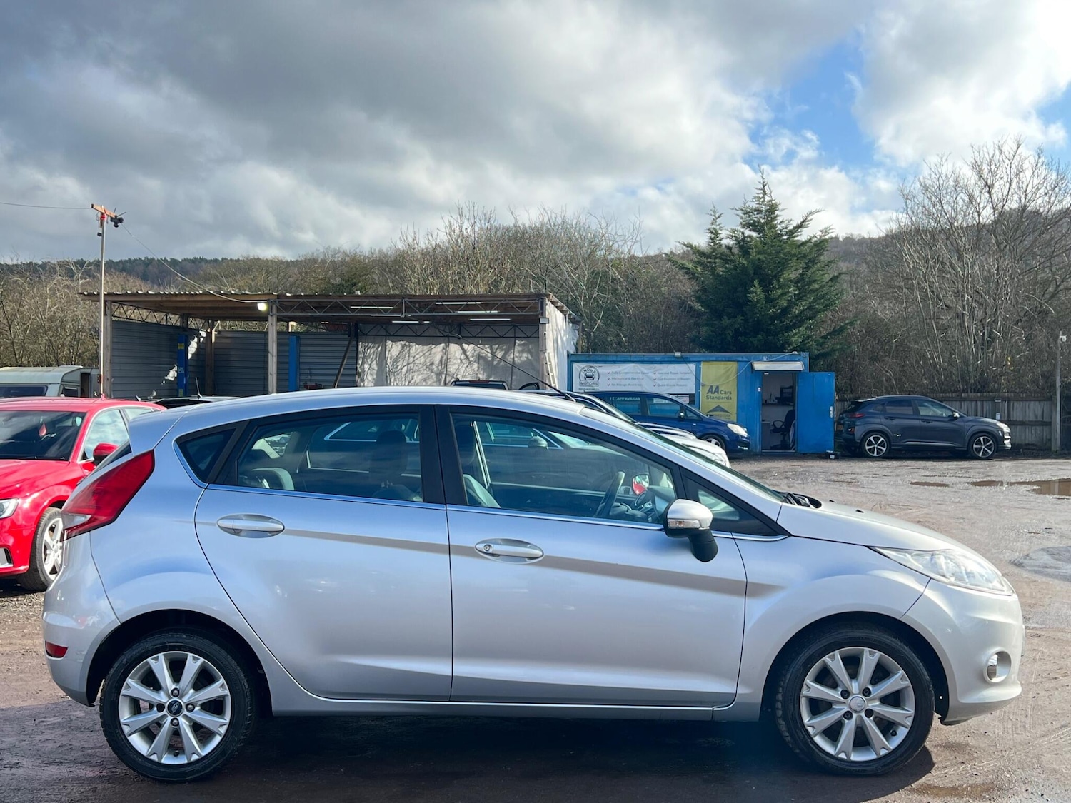 Used Ford Fiesta 2010 for sale - 77455955: Photo 12