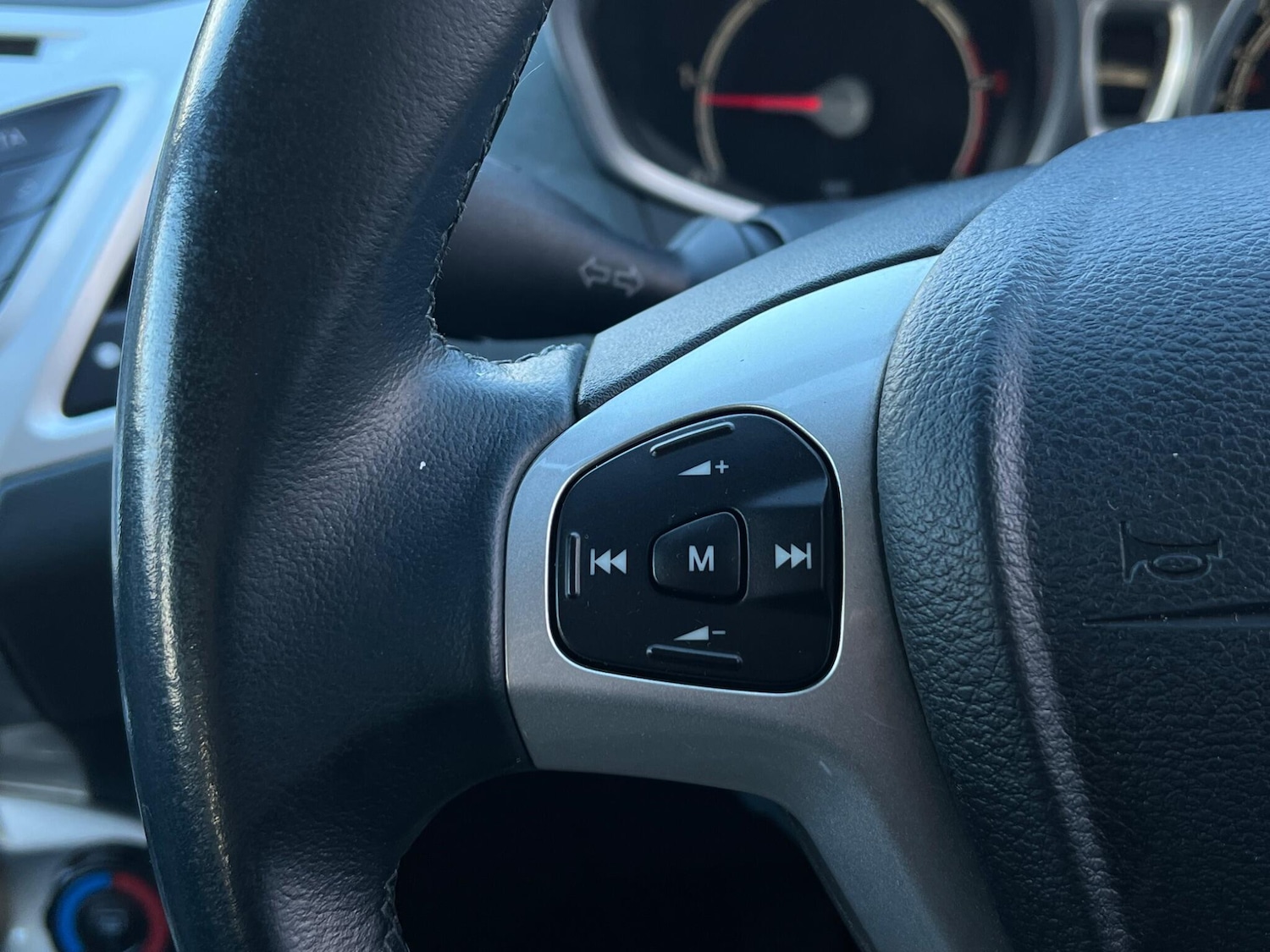 Used Ford Fiesta 2010 for sale - 77455955: Photo 53