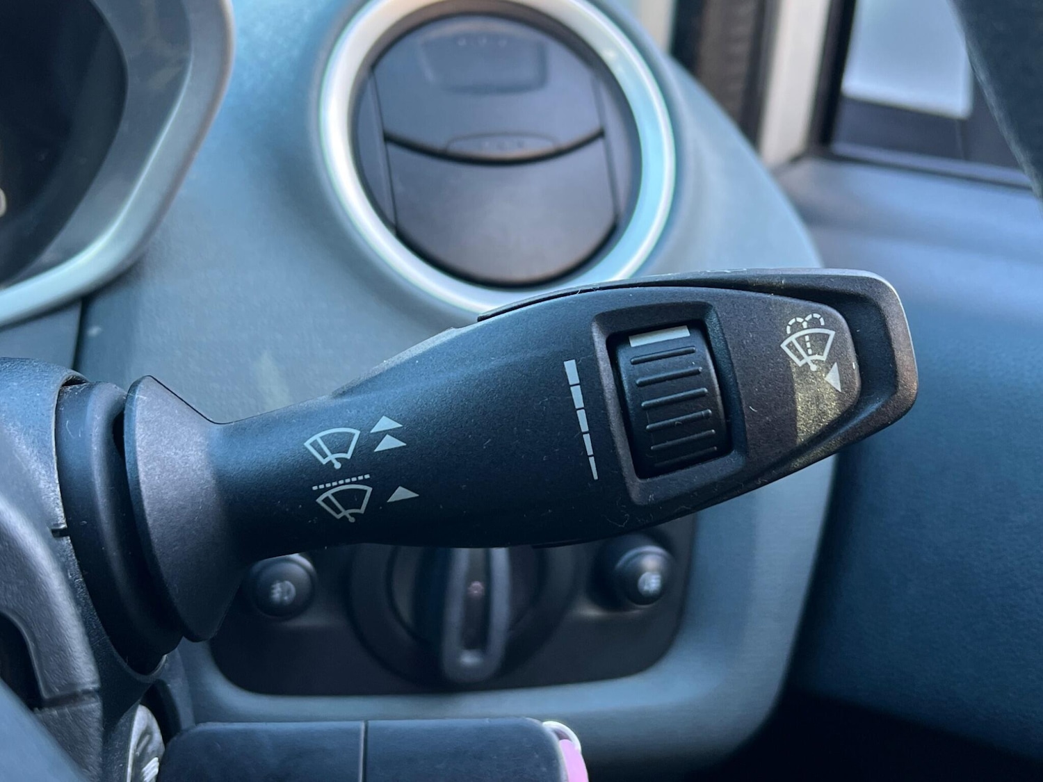 Used Ford Fiesta 2010 for sale - 77455955: Photo 55