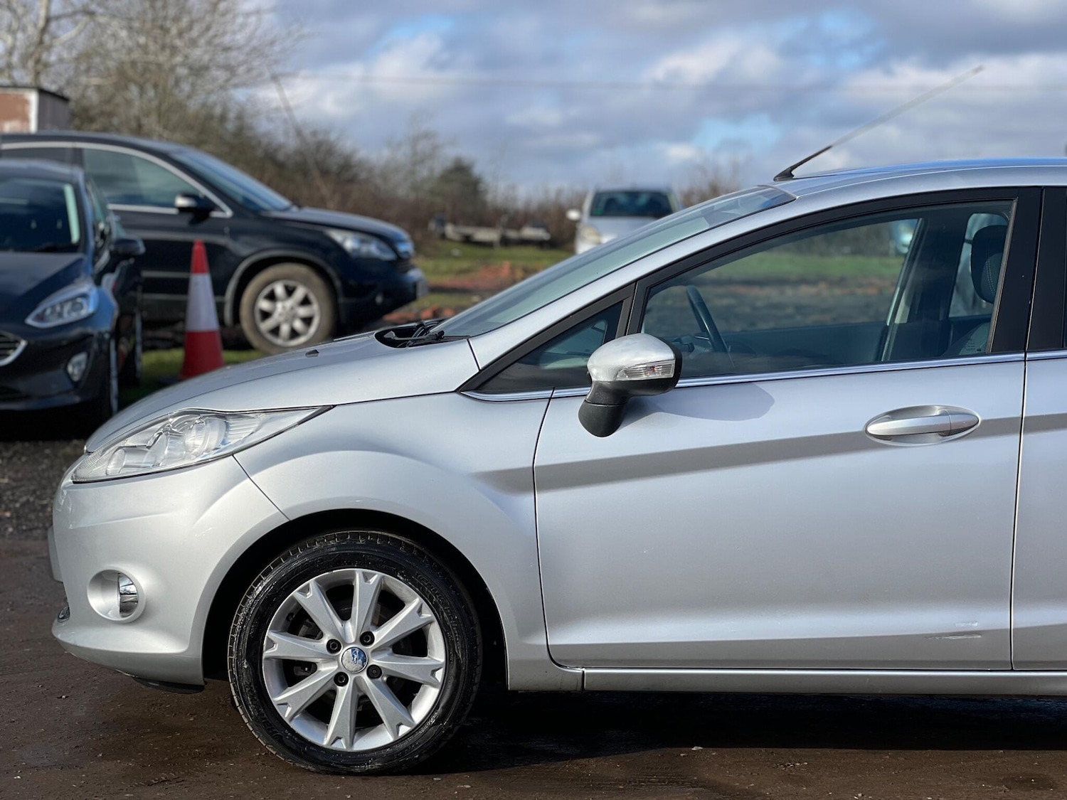 Used Ford Fiesta 2010 for sale - 77455955: Photo 7