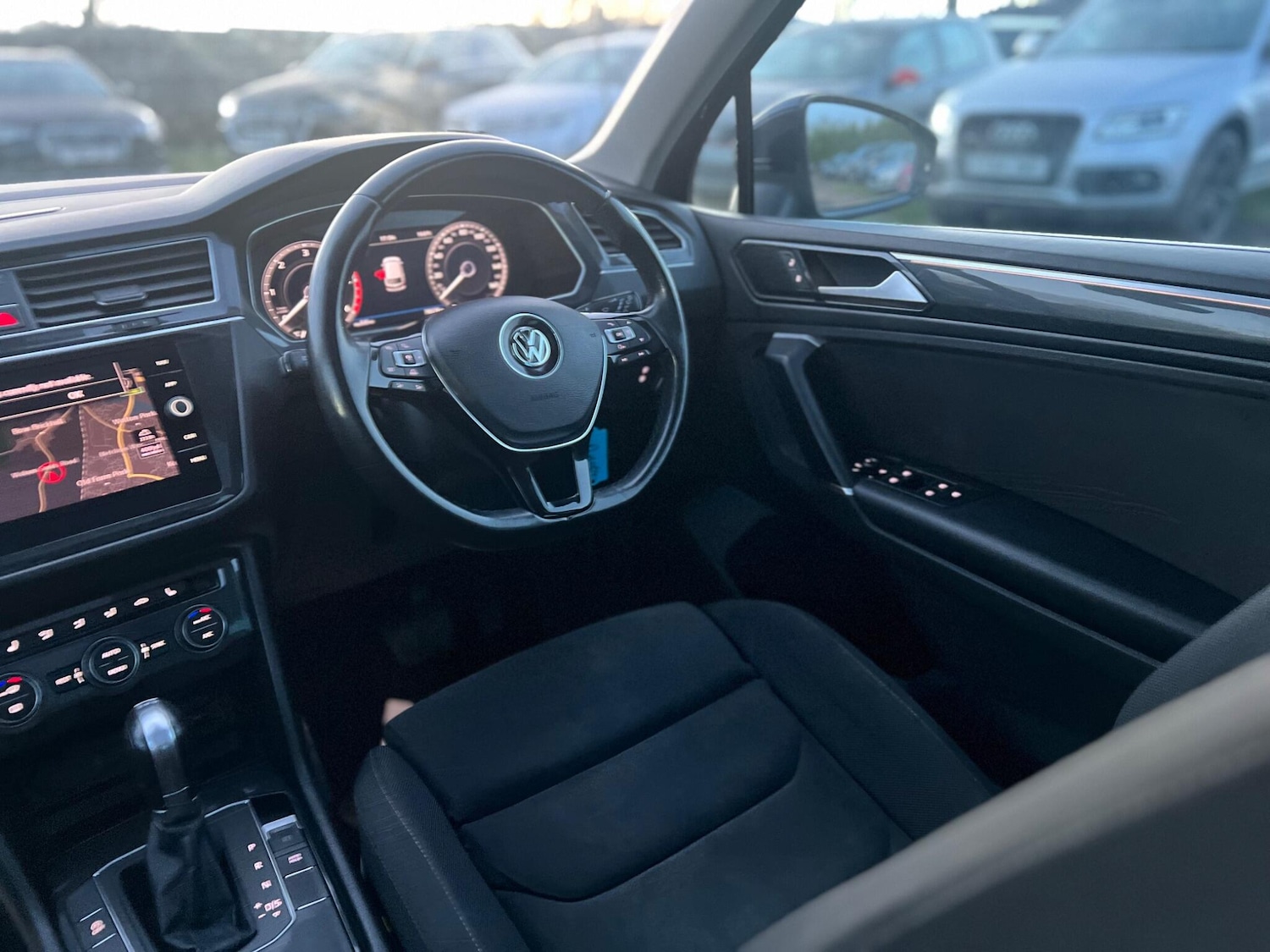 Used Volkswagen Tiguan 2018 for sale - 78063035: Photo 45