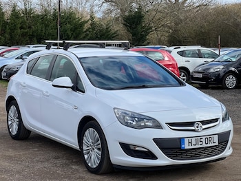 Used Vauxhall Astra 2015 for sale - 77882097: Photo