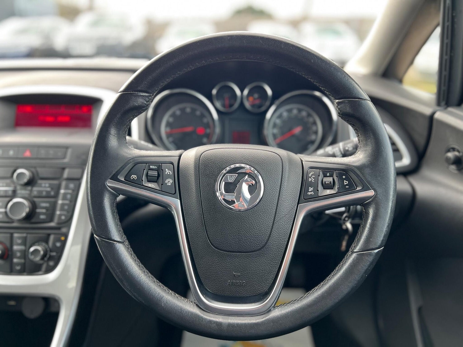 Used Vauxhall Astra 2015 for sale - 77882097: Photo 44