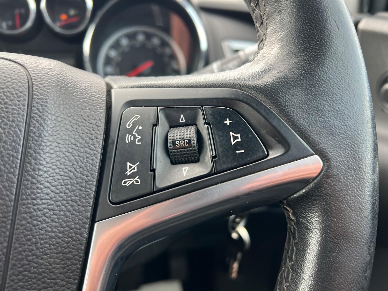 Used Vauxhall Astra 2015 for sale - 77882097: Photo 45