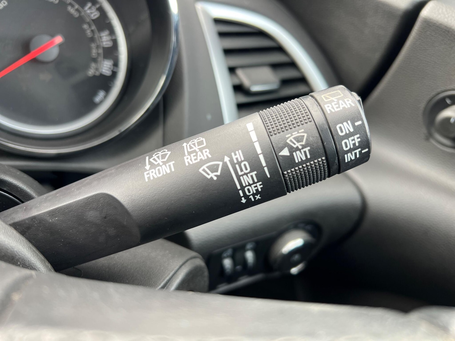 Used Vauxhall Astra 2015 for sale - 77882097: Photo 48