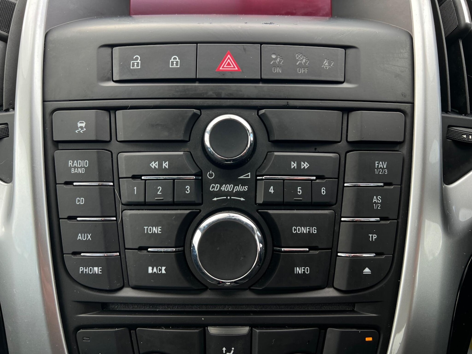 Used Vauxhall Astra 2015 for sale - 77882097: Photo 55