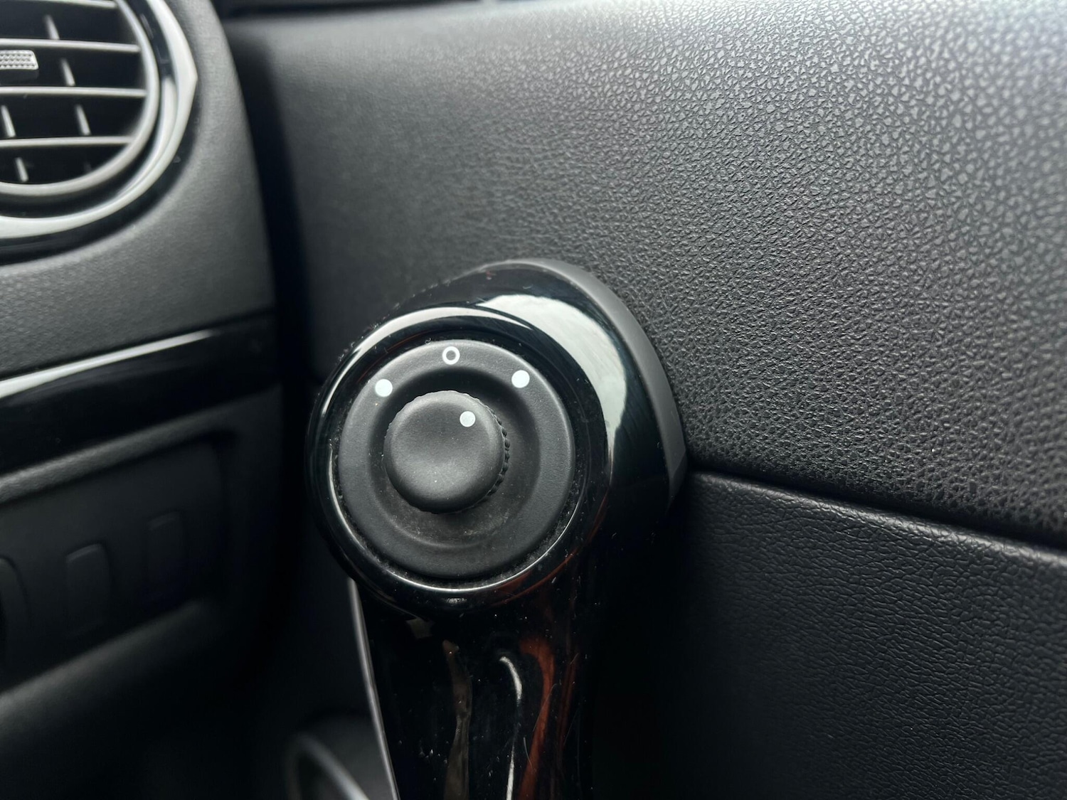 Used Renault Clio 2013 for sale - 77455454: Photo 49