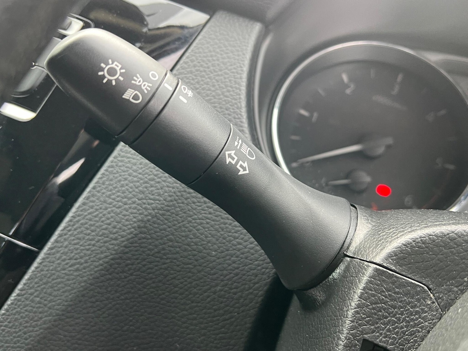 Used Nissan Qashqai 2014 for sale - 77456241: Photo 54