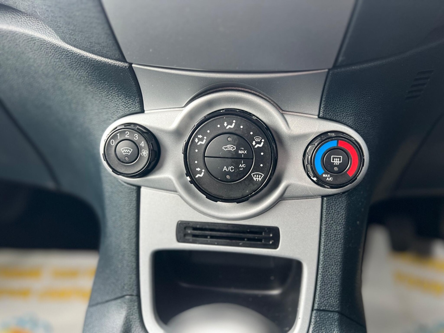 Used Ford Fiesta 2012 for sale - 78062941: Photo 48