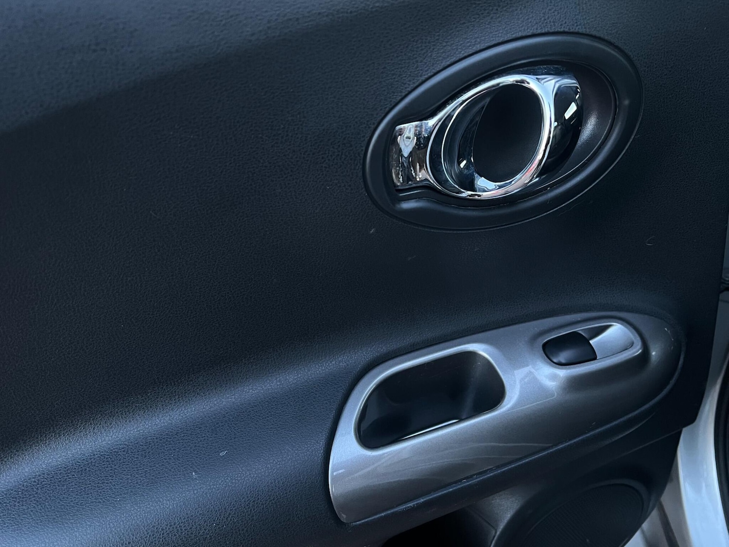 Used Nissan Juke 2014 for sale - 77456067: Photo 40