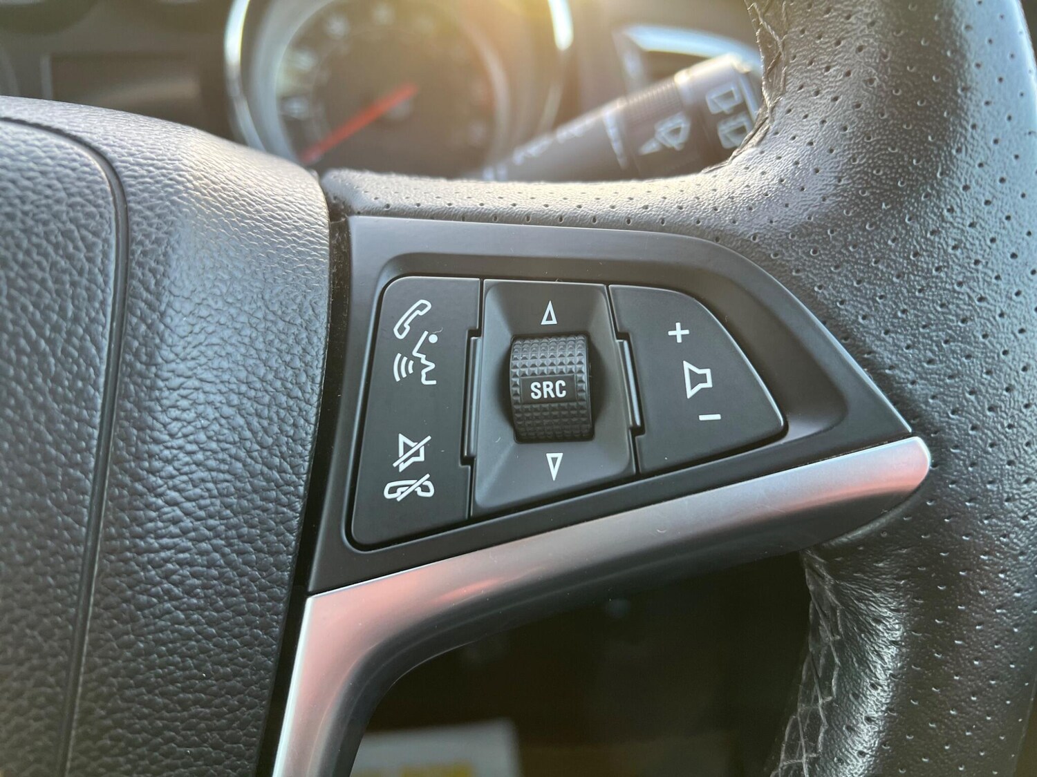 Used Vauxhall Astra for sale - 77587318: Photo 47