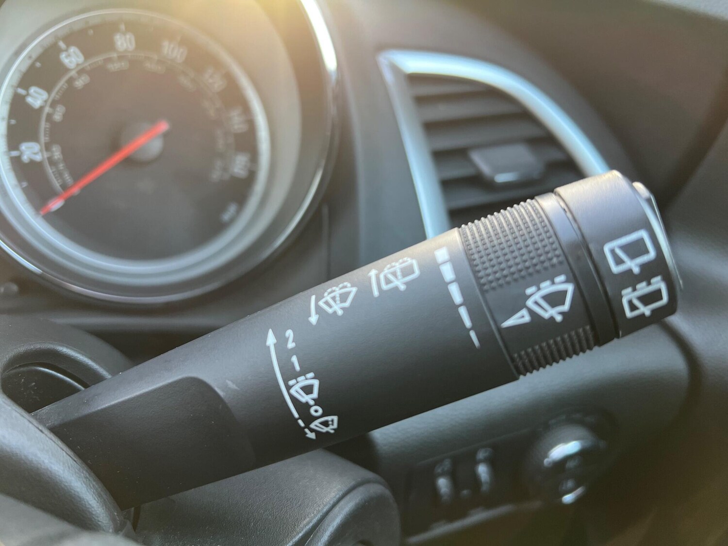 Used Vauxhall Astra for sale - 77587318: Photo 49