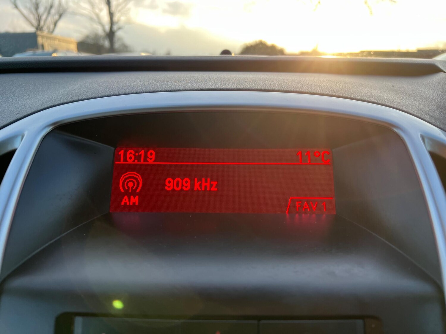 Used Vauxhall Astra for sale - 77587318: Photo 57