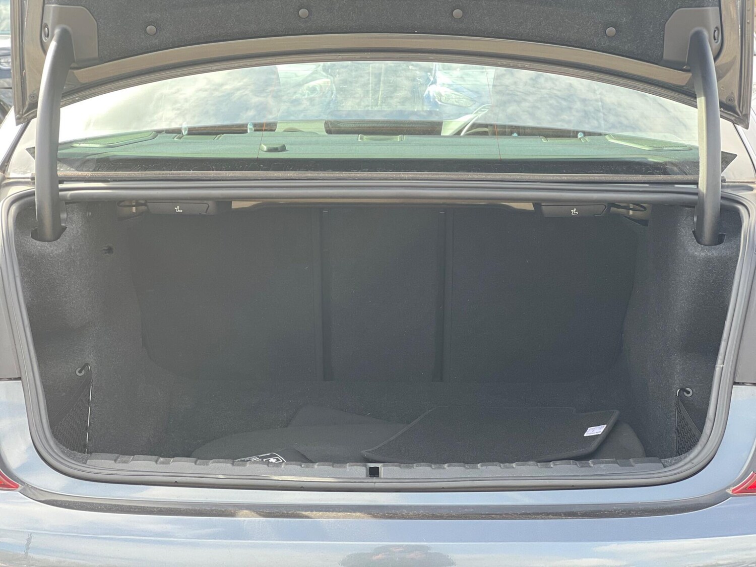 Used BMW 3 Series for sale - 77898461: Photo 10