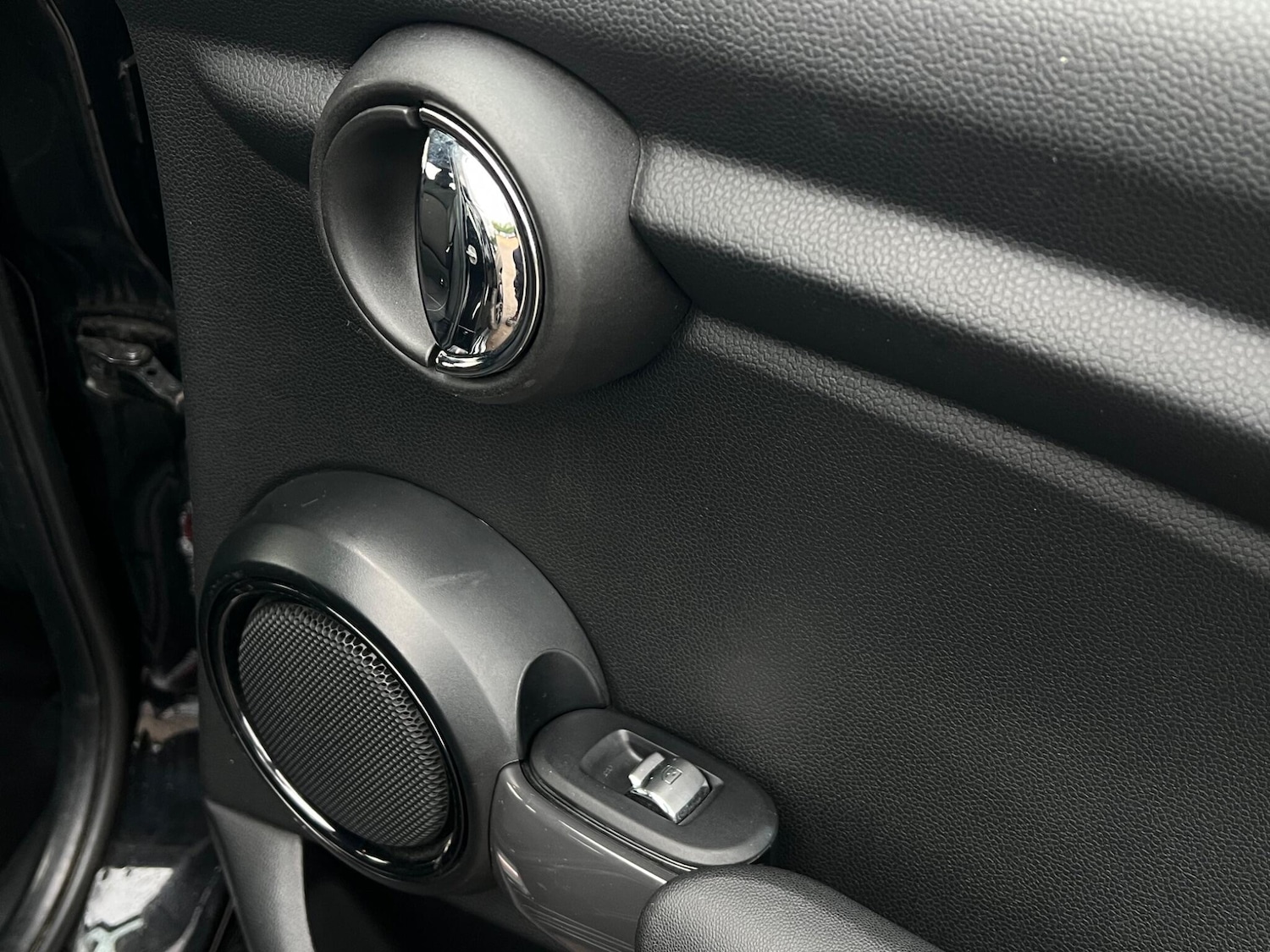 Used MINI Hatch 2017 for sale - 77537446: Photo 35