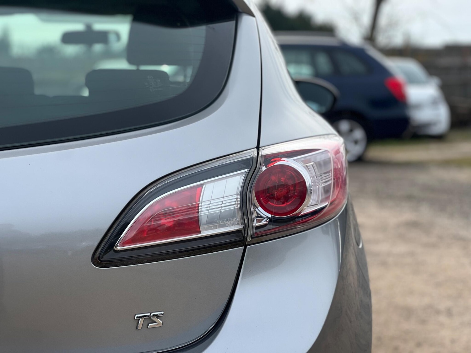 Used Mazda Mazda3 2011 for sale - 77993015: Photo 24