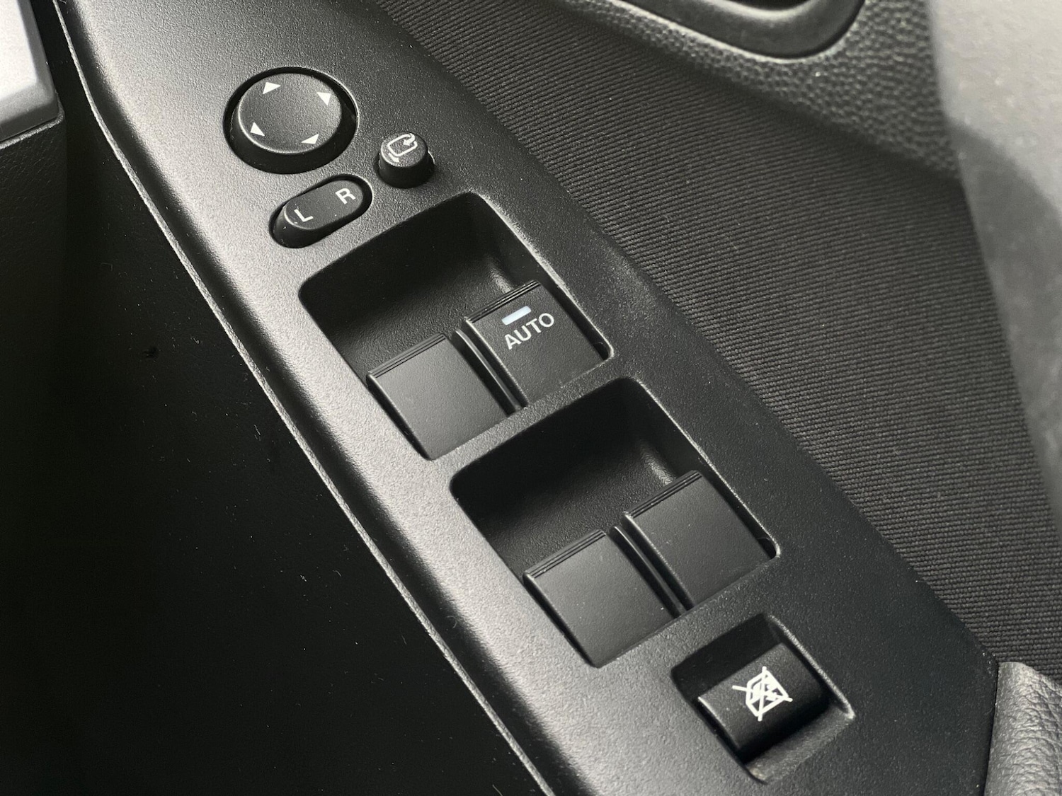 Used Mazda Mazda3 2011 for sale - 77993015: Photo 54