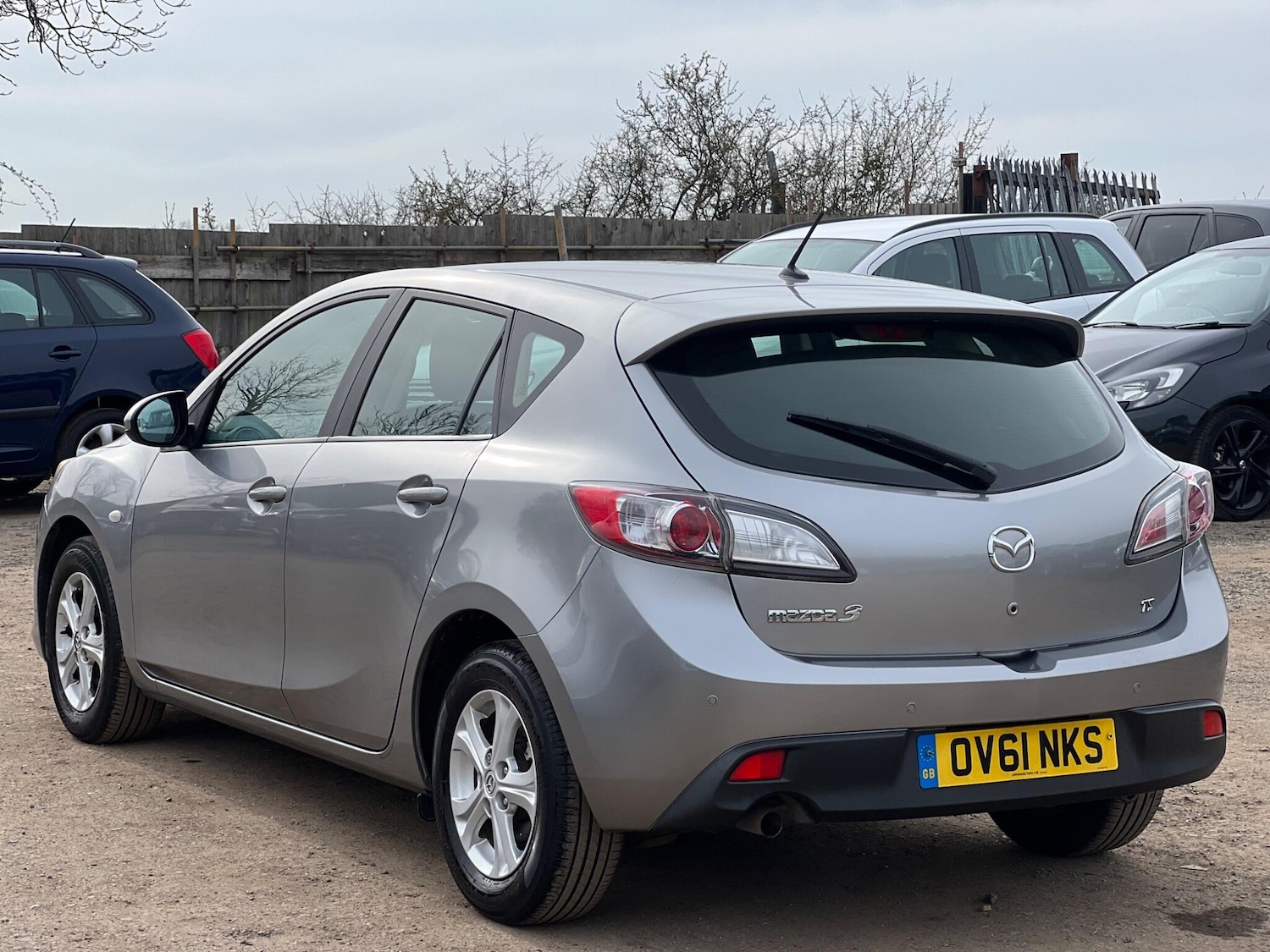 Used Mazda Mazda3 2011 for sale - 77993015: Photo 6