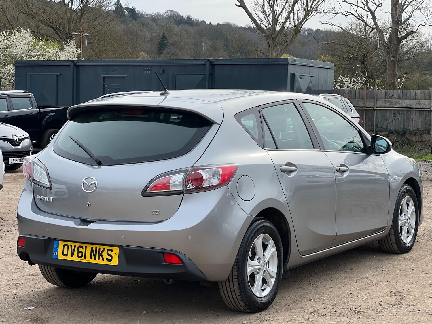 Used Mazda Mazda3 2011 for sale - 77993015: Photo 7