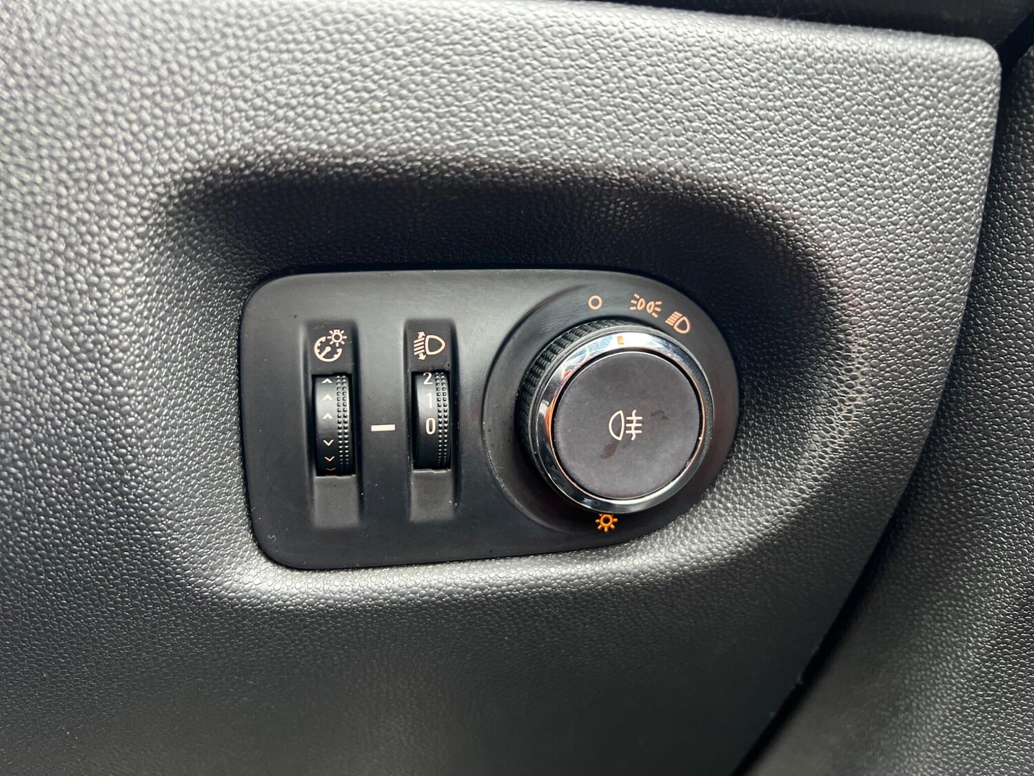 Used Vauxhall Corsa 2012 for sale - 77586217: Photo 45