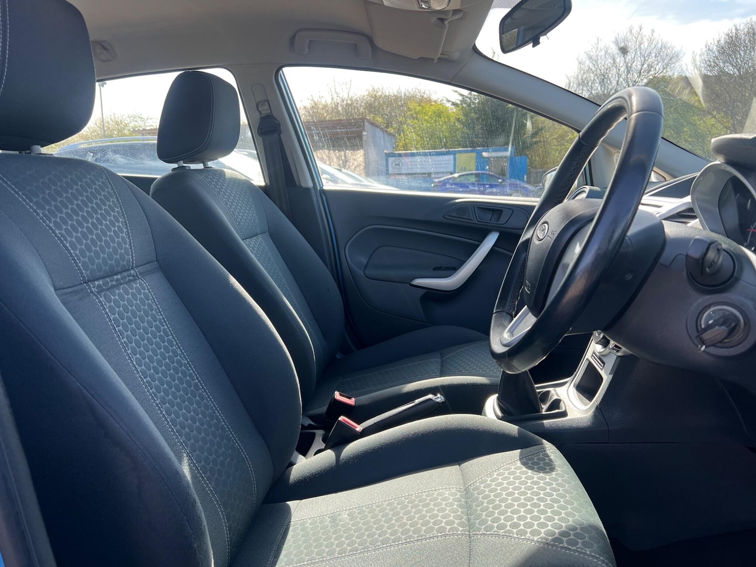 Used Ford Fiesta 2011 for sale - 78148243: Photo 31