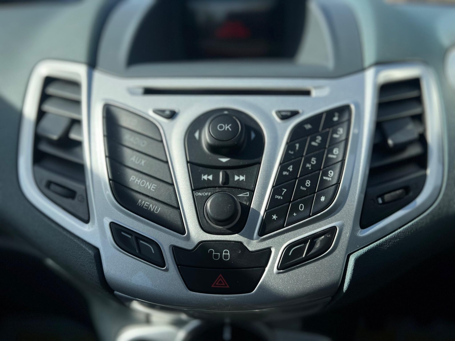 Used Ford Fiesta 2011 for sale - 78148243: Photo 58