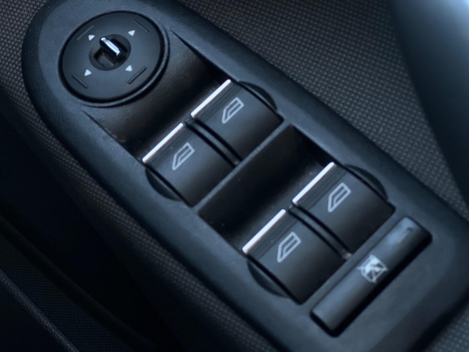 Used Ford Kuga 2012 for sale - 78147836: Photo 55