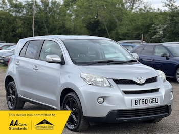 Used Toyota Urban Cruiser 2011 for sale - 78548569: Photo