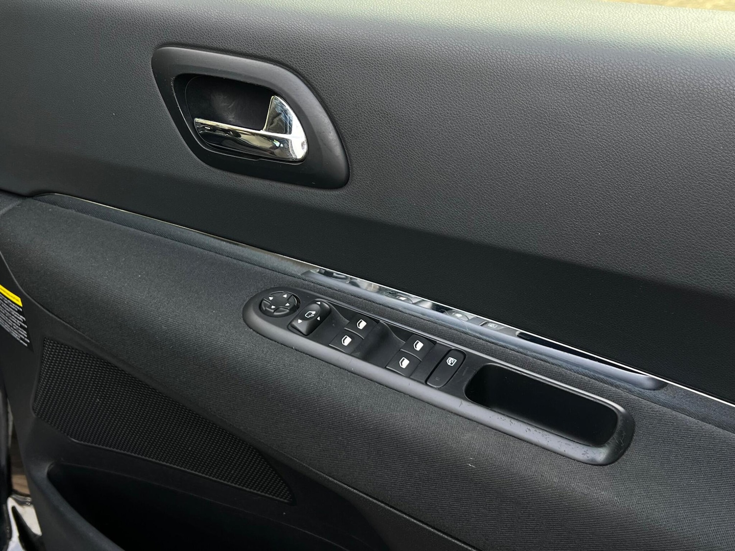 Used Peugeot 3008 2016 for sale - 77455216: Photo 27