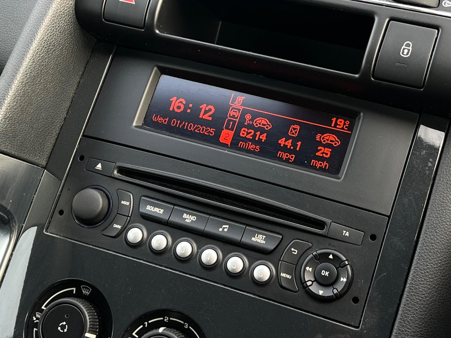 Used Peugeot 3008 2016 for sale - 77455216: Photo 54